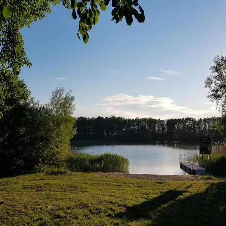 Geraeumige In Mit Garten * Boddin